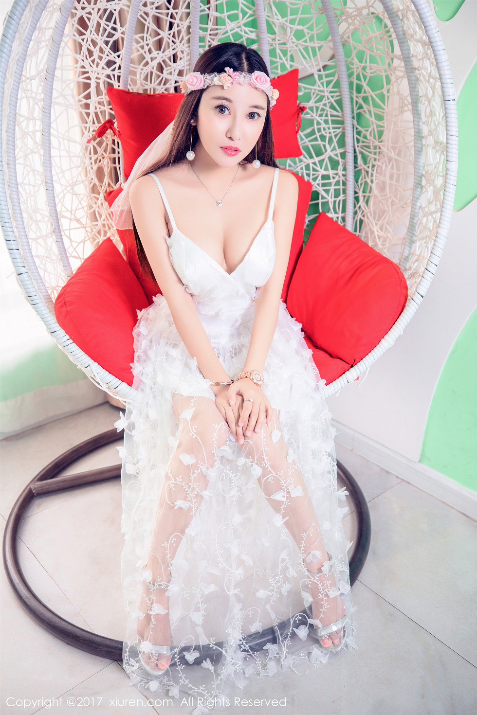 [XiuRen秀人网]No.798_嫩模李梓熙脱洁白婚纱大尺度全裸人体艺术完美诱惑写真67P