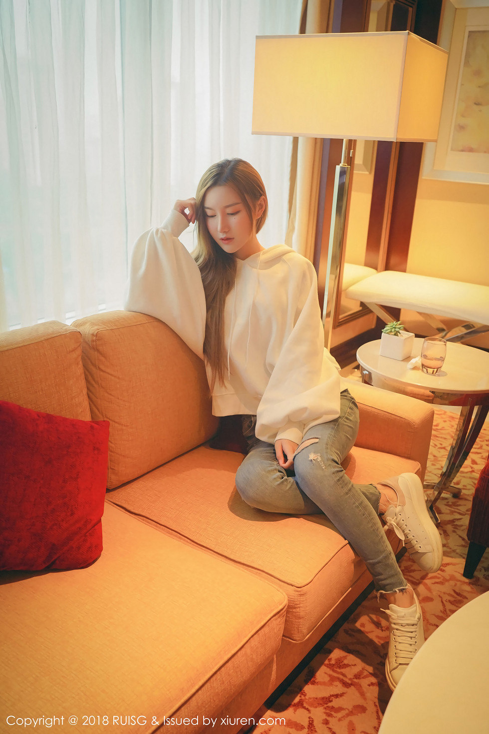 [RUISG瑞丝馆]Vol.045_清纯小妞M梦baby柔情私房发布居家甜美迷人清爽写真40P