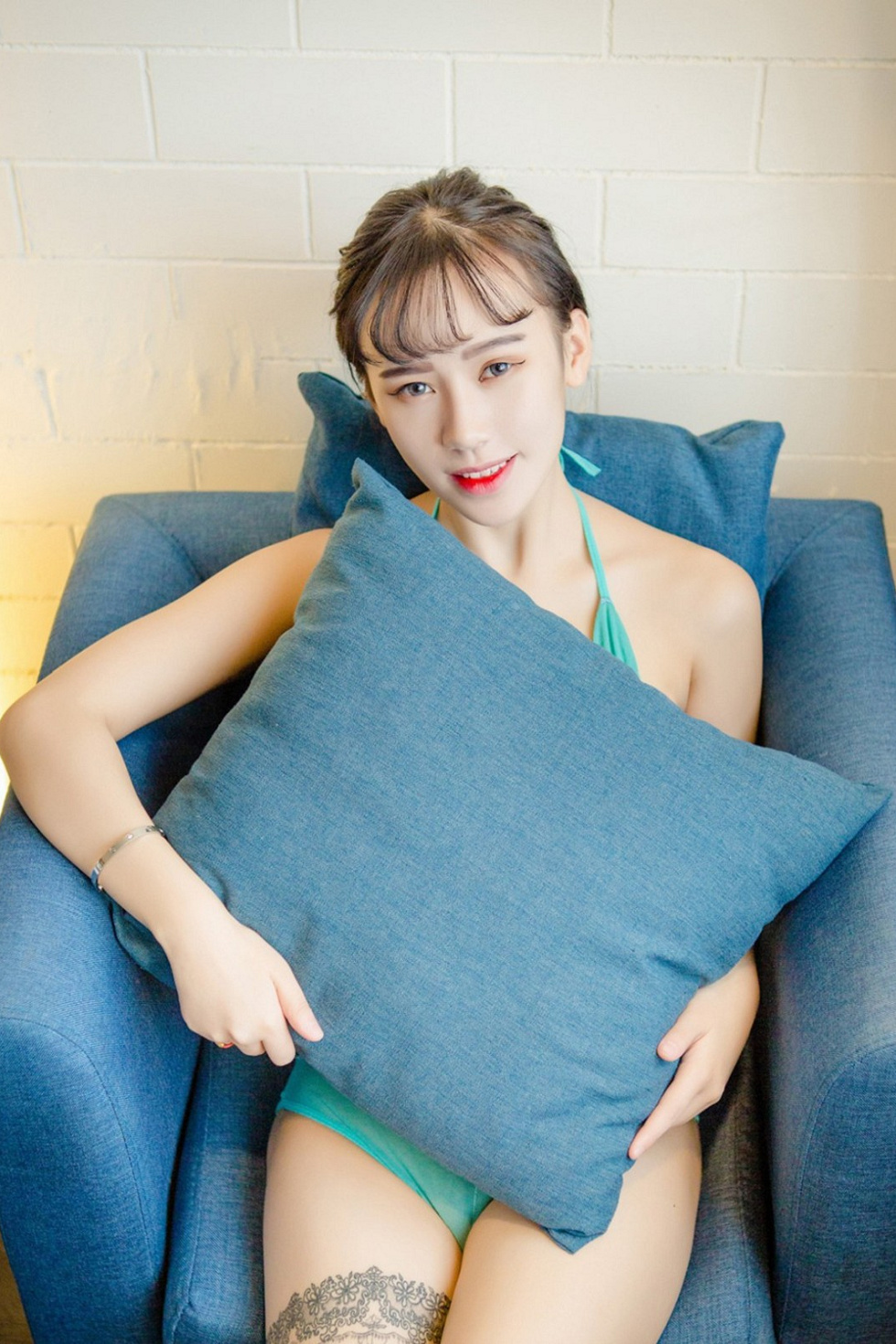 [XiuRen秀人网]No.635_嫩模Milk大萌私房内衣大脱秀豪乳美臀极致诱惑写真41P