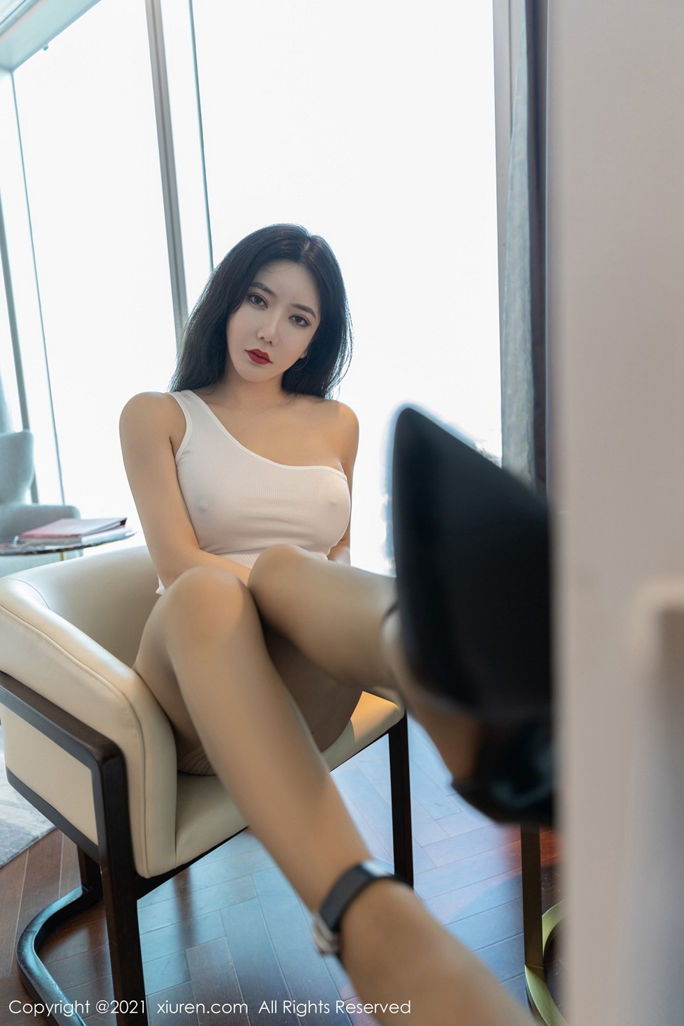 [XiuRen秀人网]No.3074_女神心妍小公主私房脱超薄黑丝裤袜露豹纹内裤秀翘臀诱惑写真47P